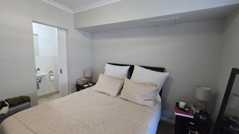 2 Bedroom Property for Sale in Somerset West Western Cape